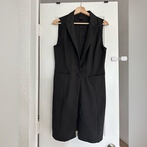 Black Sleeveless Blazer Dresss